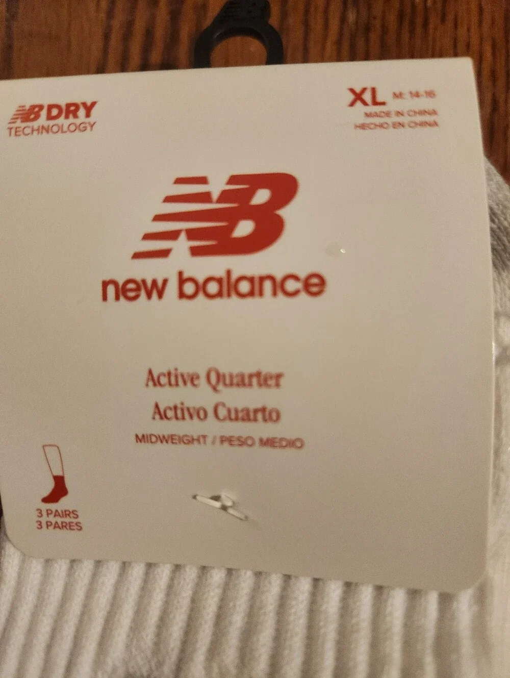 New Balance White & Gray Active Quarter Athletic Socks